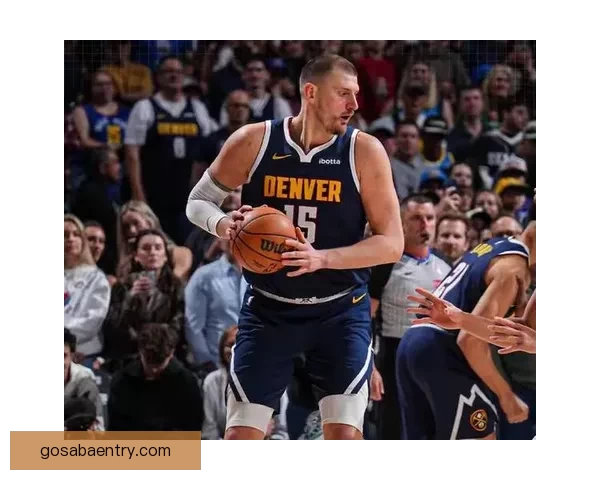 穆雷砍下赛季新高53分9记三分 约基奇23+21+19三双助掘金险胜独行侠