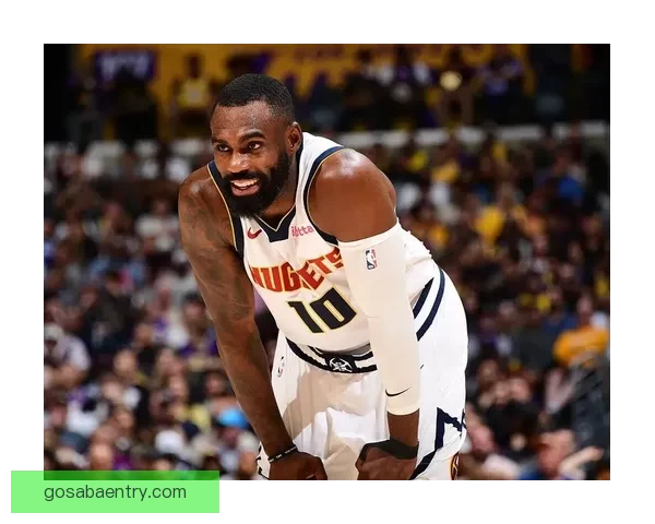 掘金队沃特森右腿筋紧绷 小哈达威左膝酸痛伤情更新